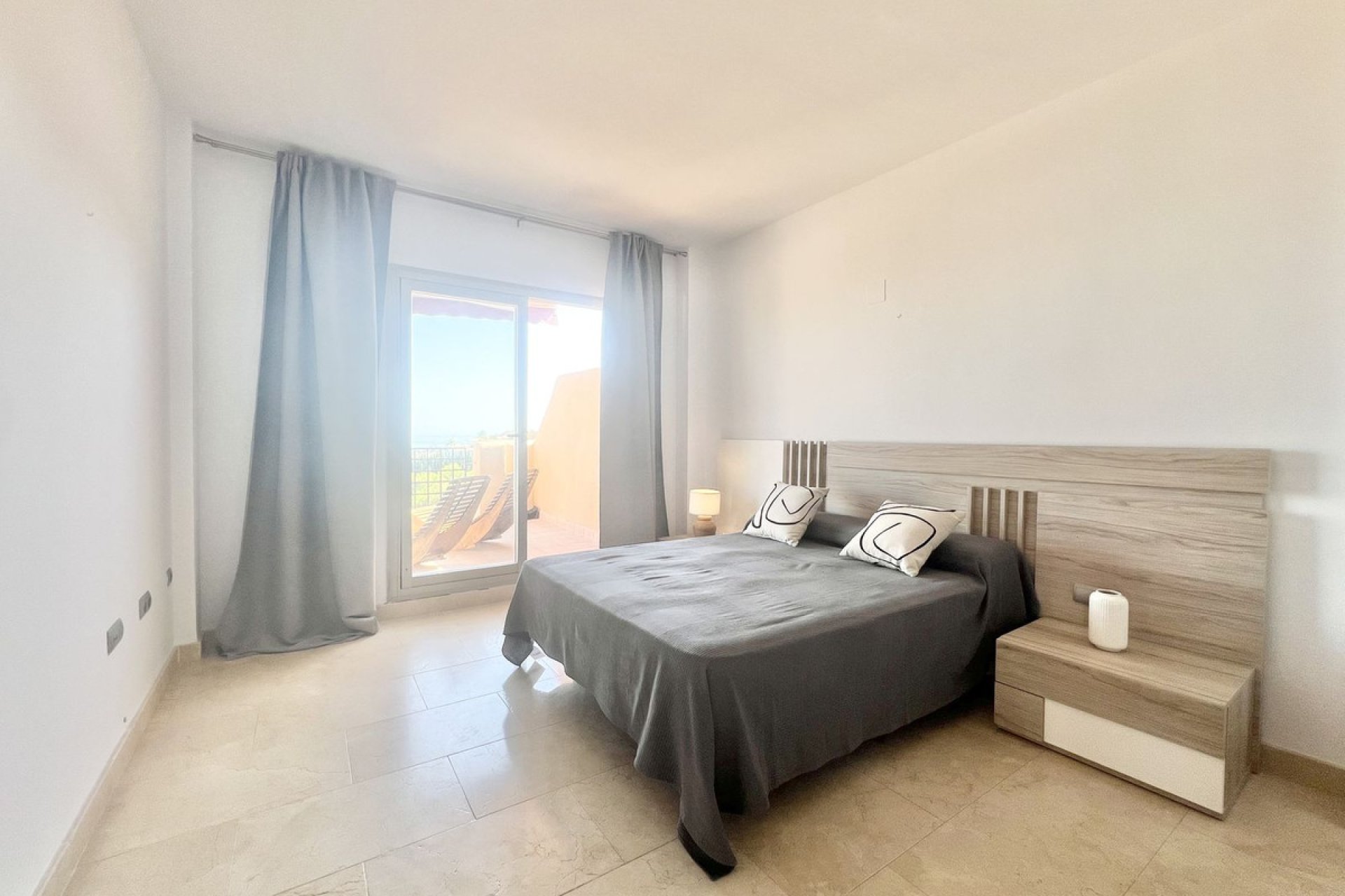 Resale - Apartment - Penthouse - Estepona - New Golden Mile