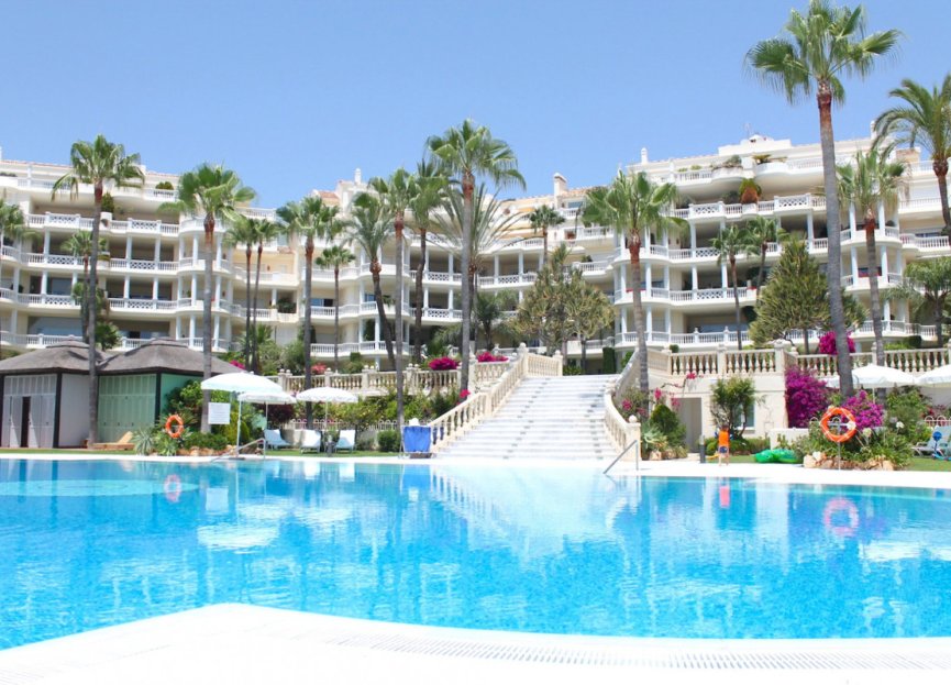 Resale - Apartment - Penthouse - Estepona - New Golden Mile