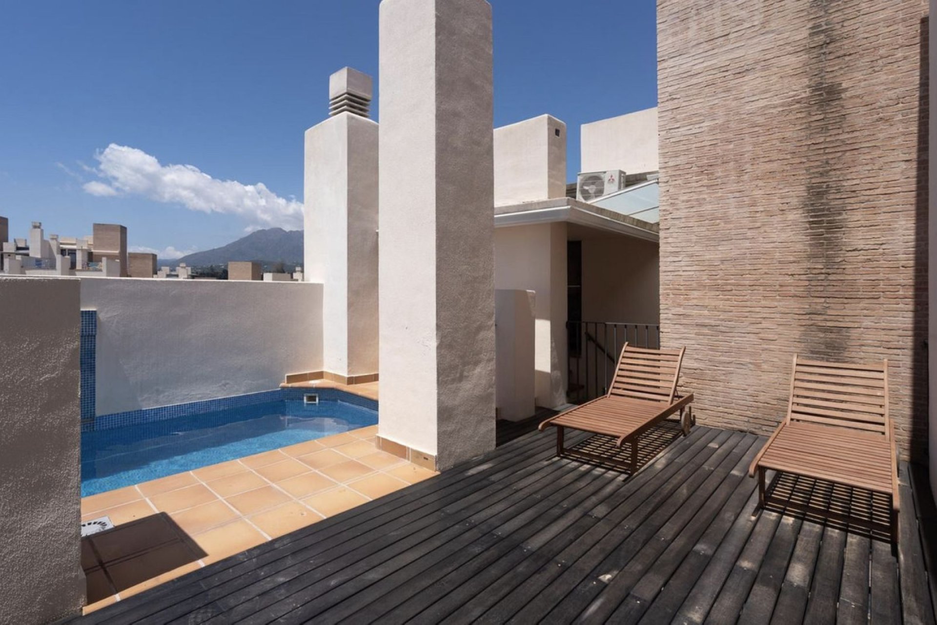 Resale - Apartment - Penthouse - Estepona - New Golden Mile