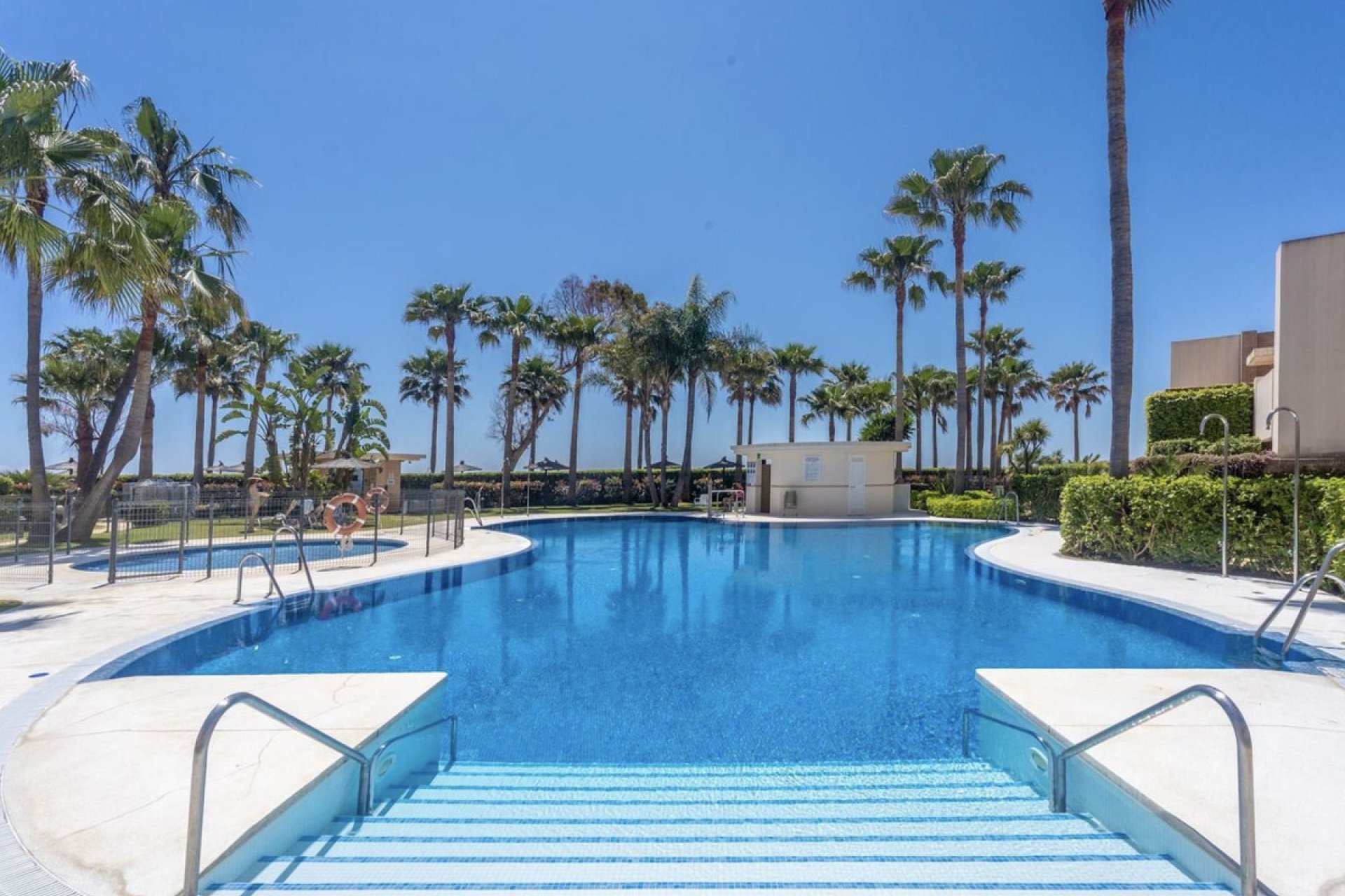 Resale - Apartment - Penthouse - Estepona - New Golden Mile