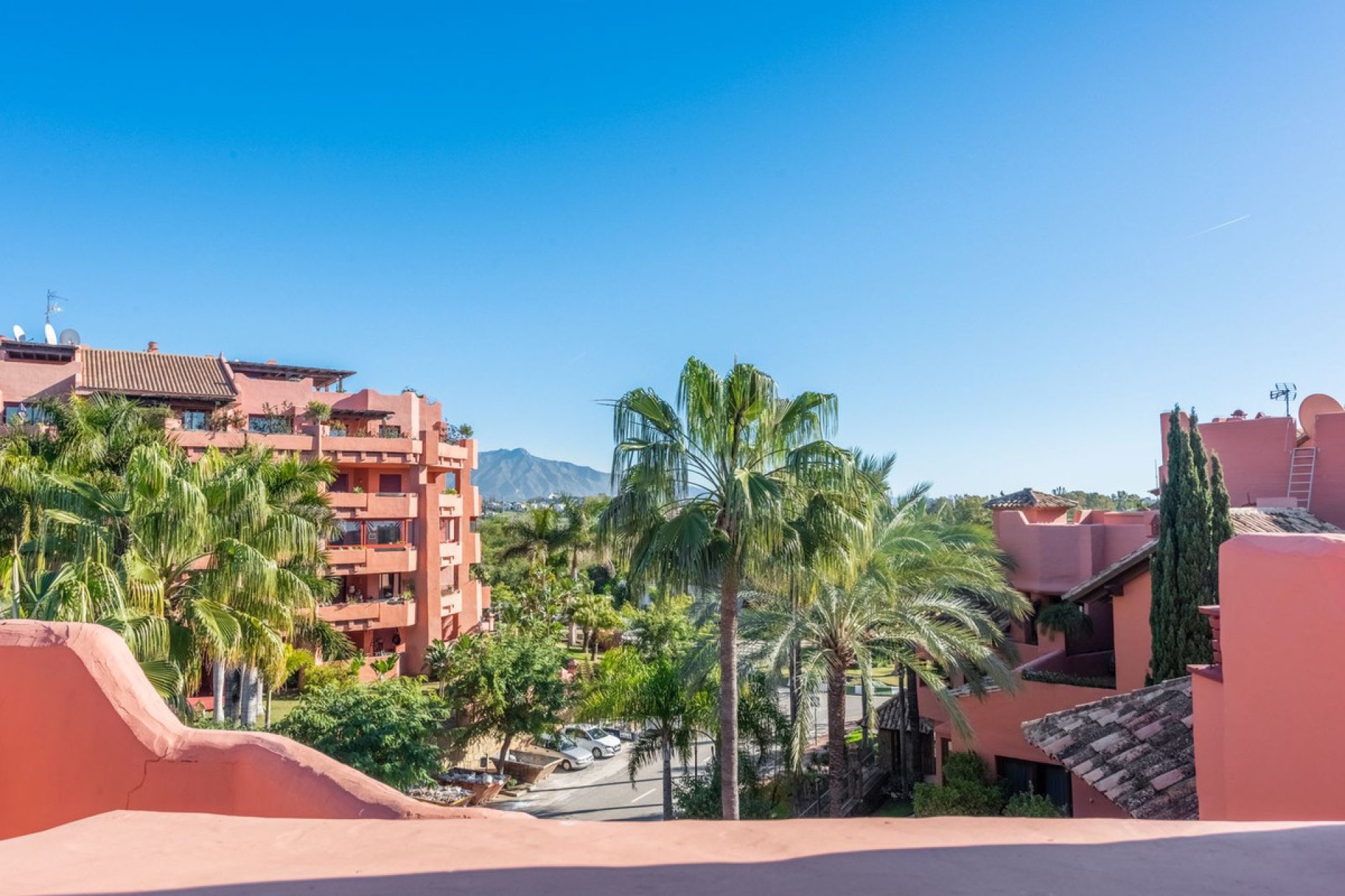 Resale - Apartment - Penthouse - Estepona - New Golden Mile