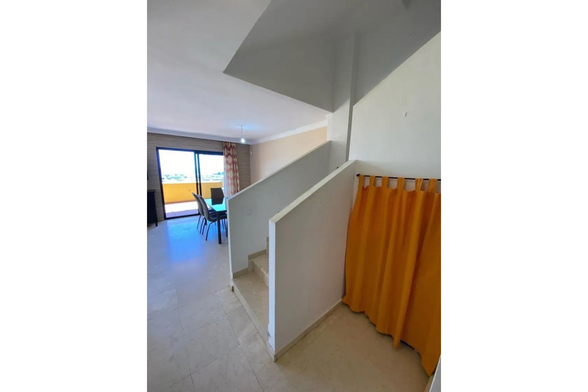 Resale - Apartment - Penthouse - Estepona - Selwo