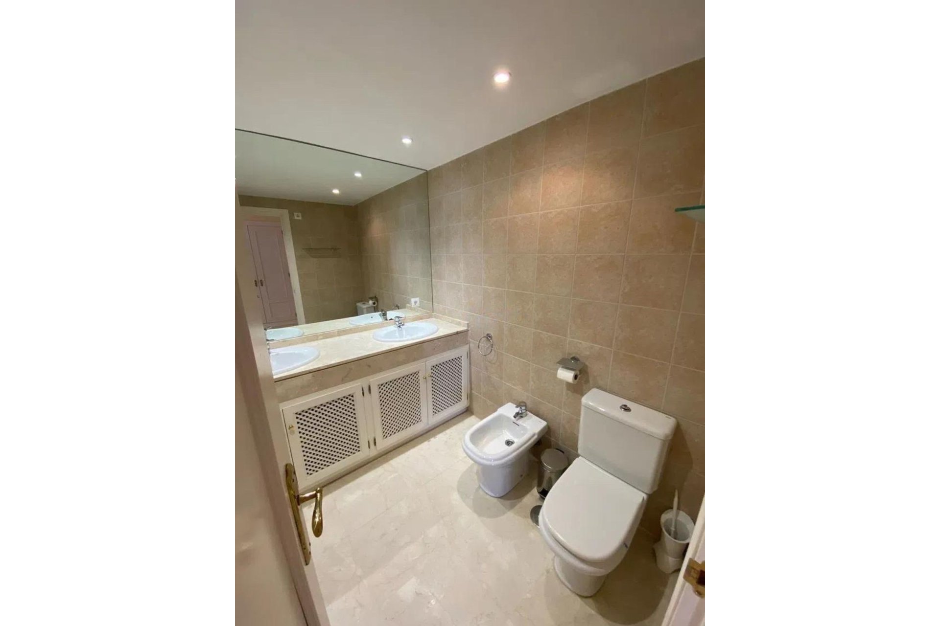 Resale - Apartment - Penthouse - Estepona - Selwo