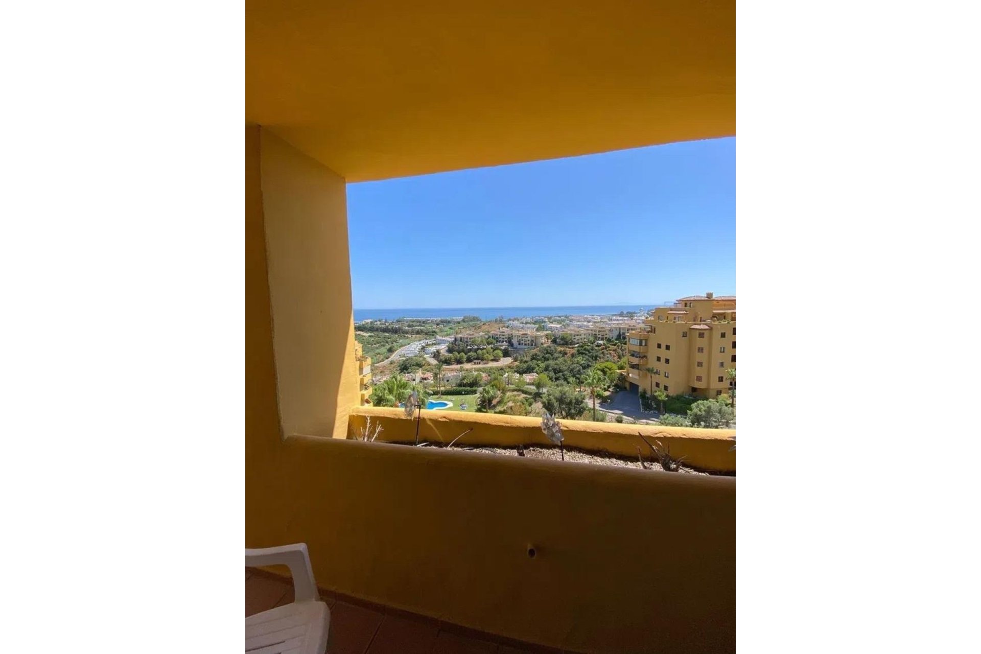 Resale - Apartment - Penthouse - Estepona - Selwo