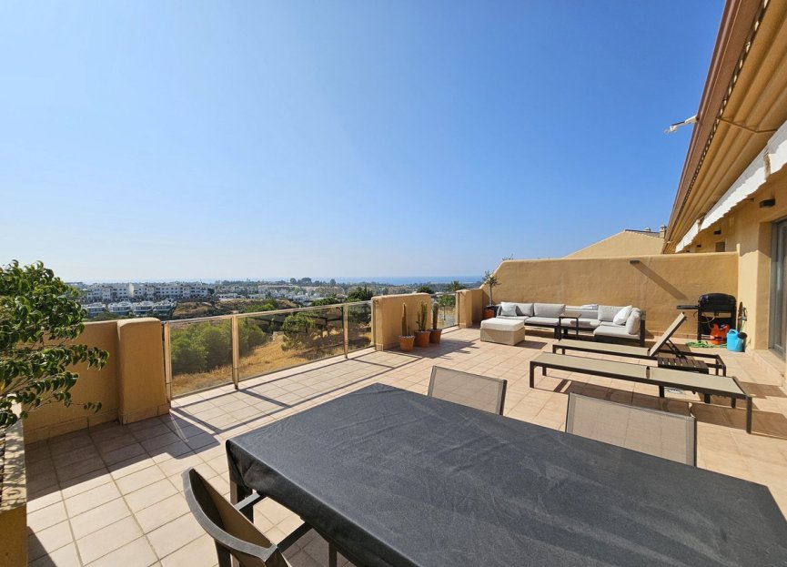 Resale - Apartment - Penthouse - Estepona - Selwo