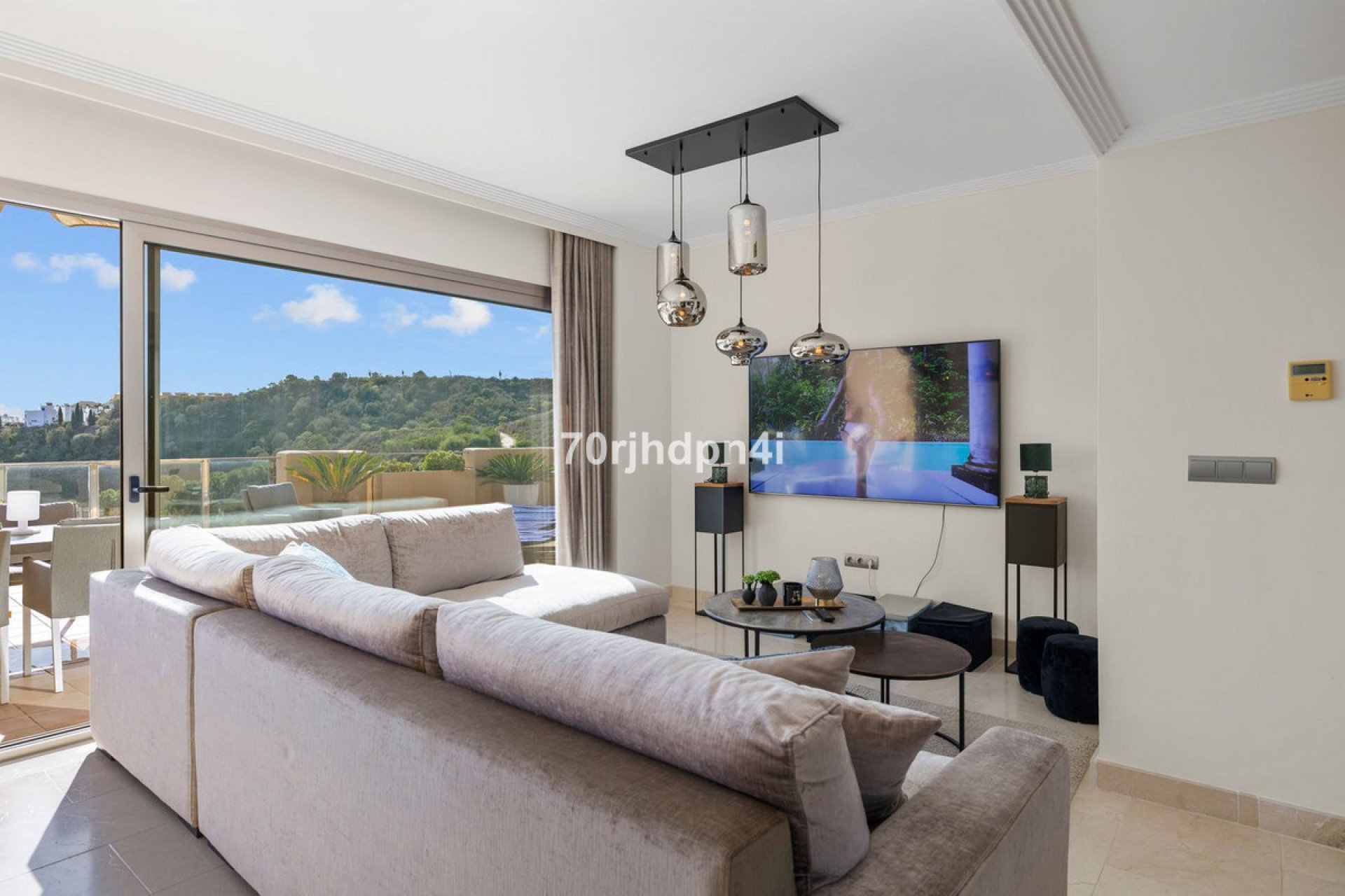 Resale - Apartment - Penthouse - Estepona - Selwo