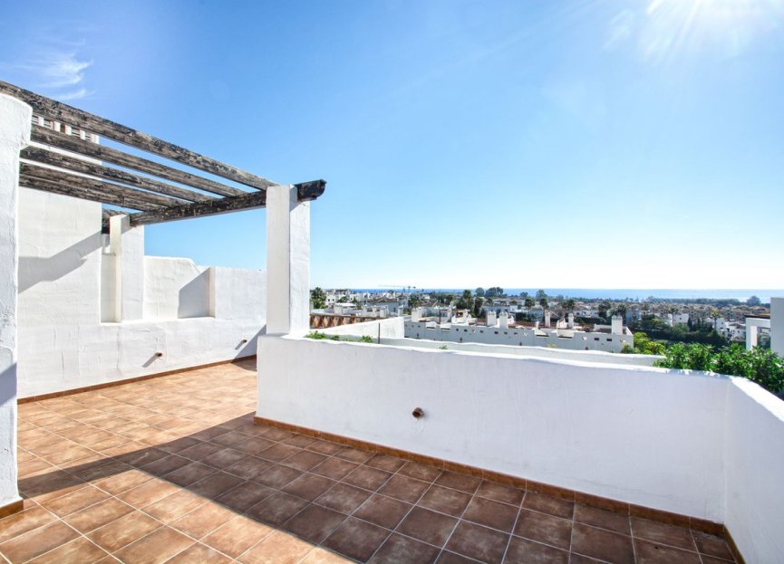 Resale - Apartment - Penthouse - Estepona - Selwo