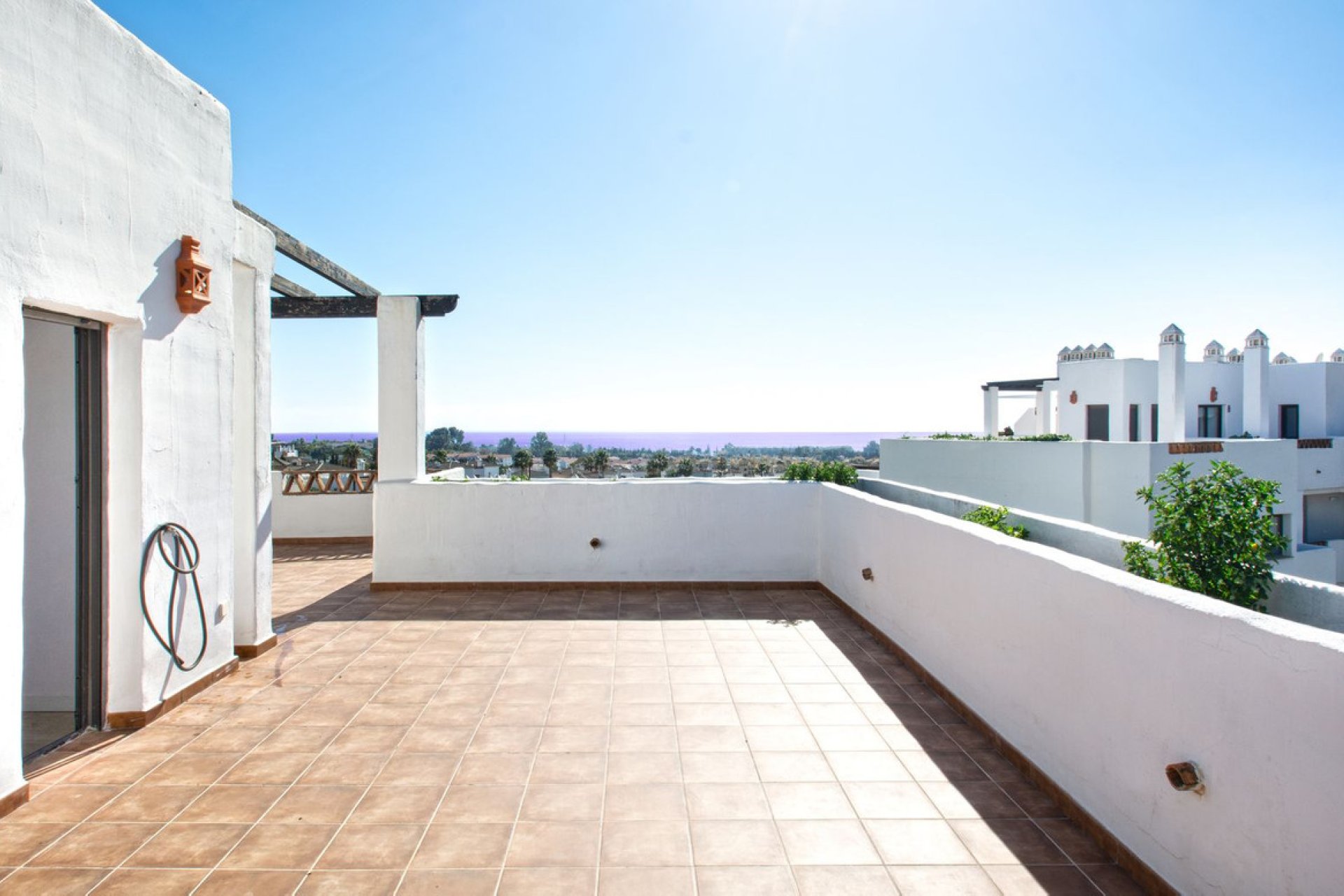 Resale - Apartment - Penthouse - Estepona - Selwo