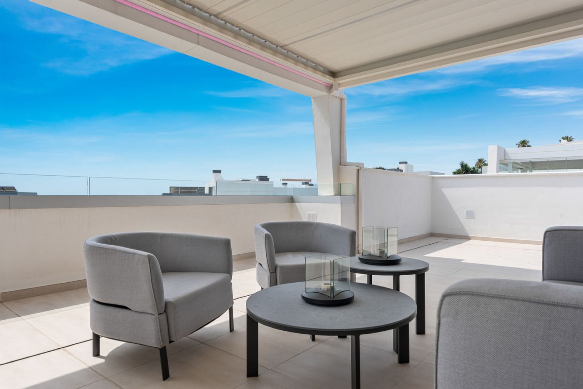 Resale - Apartment - Penthouse - Estepona - Selwo