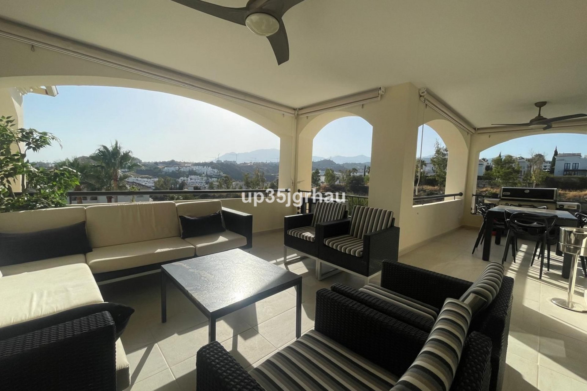 Resale - Apartment - Penthouse - Estepona - Selwo