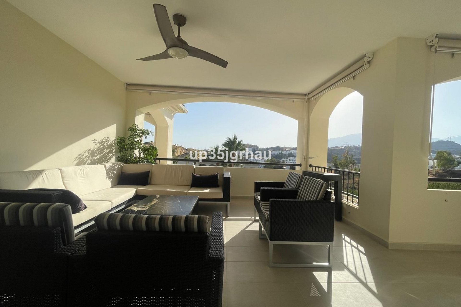 Resale - Apartment - Penthouse - Estepona - Selwo