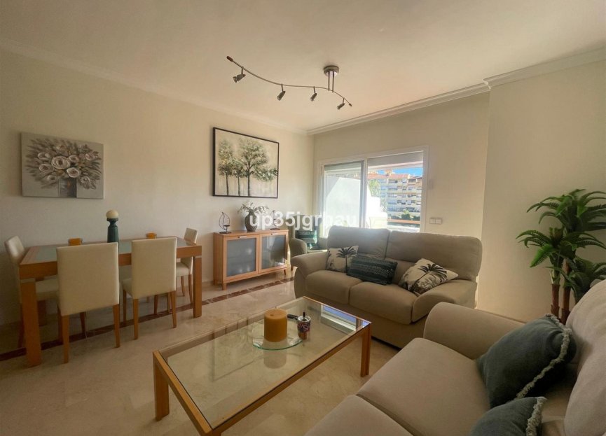 Resale - Apartment - Penthouse - Estepona - Selwo