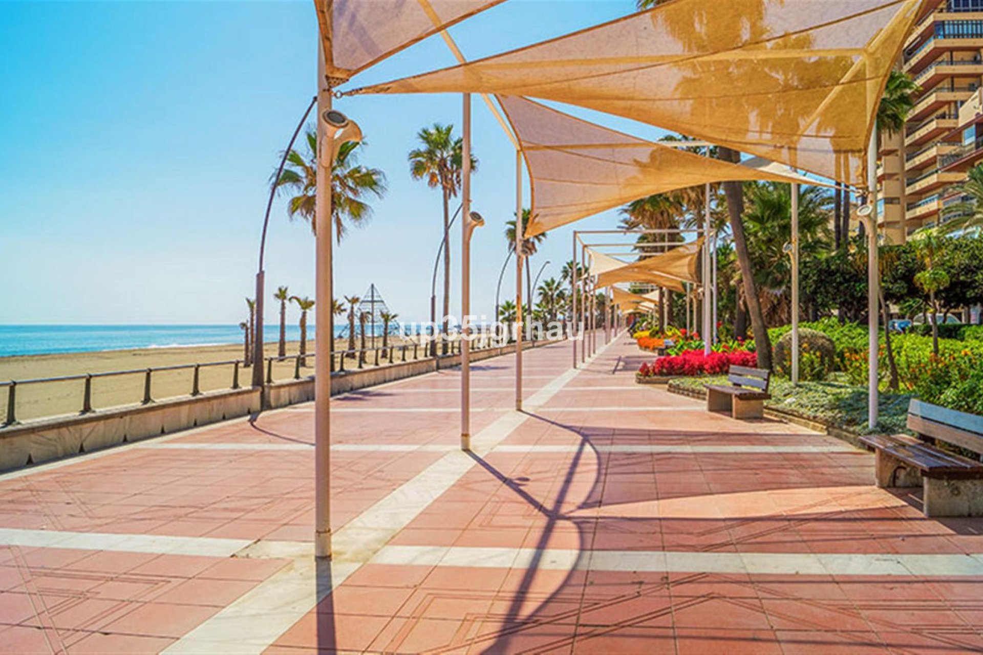 Resale - Apartment - Penthouse - Estepona - Selwo