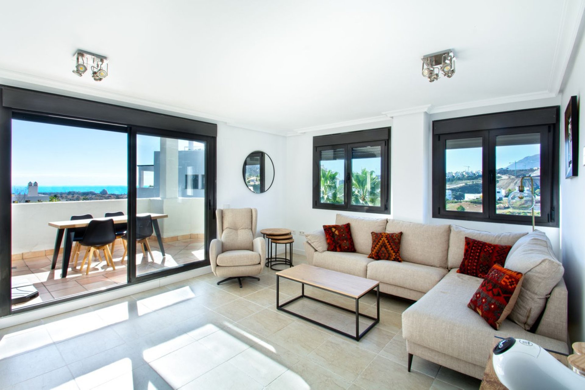 Resale - Apartment - Penthouse - Estepona - Selwo