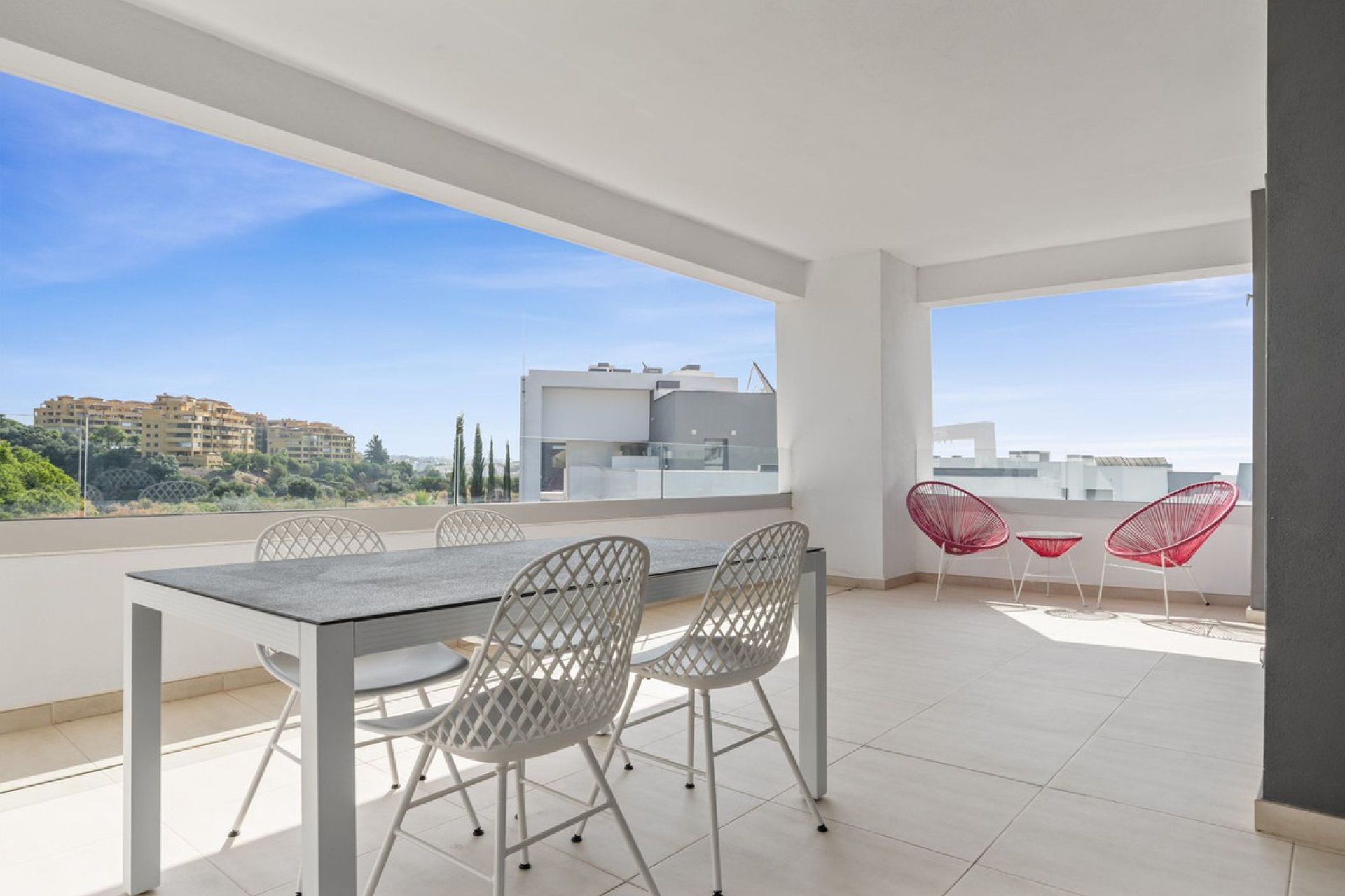Resale - Apartment - Penthouse - Estepona - Selwo
