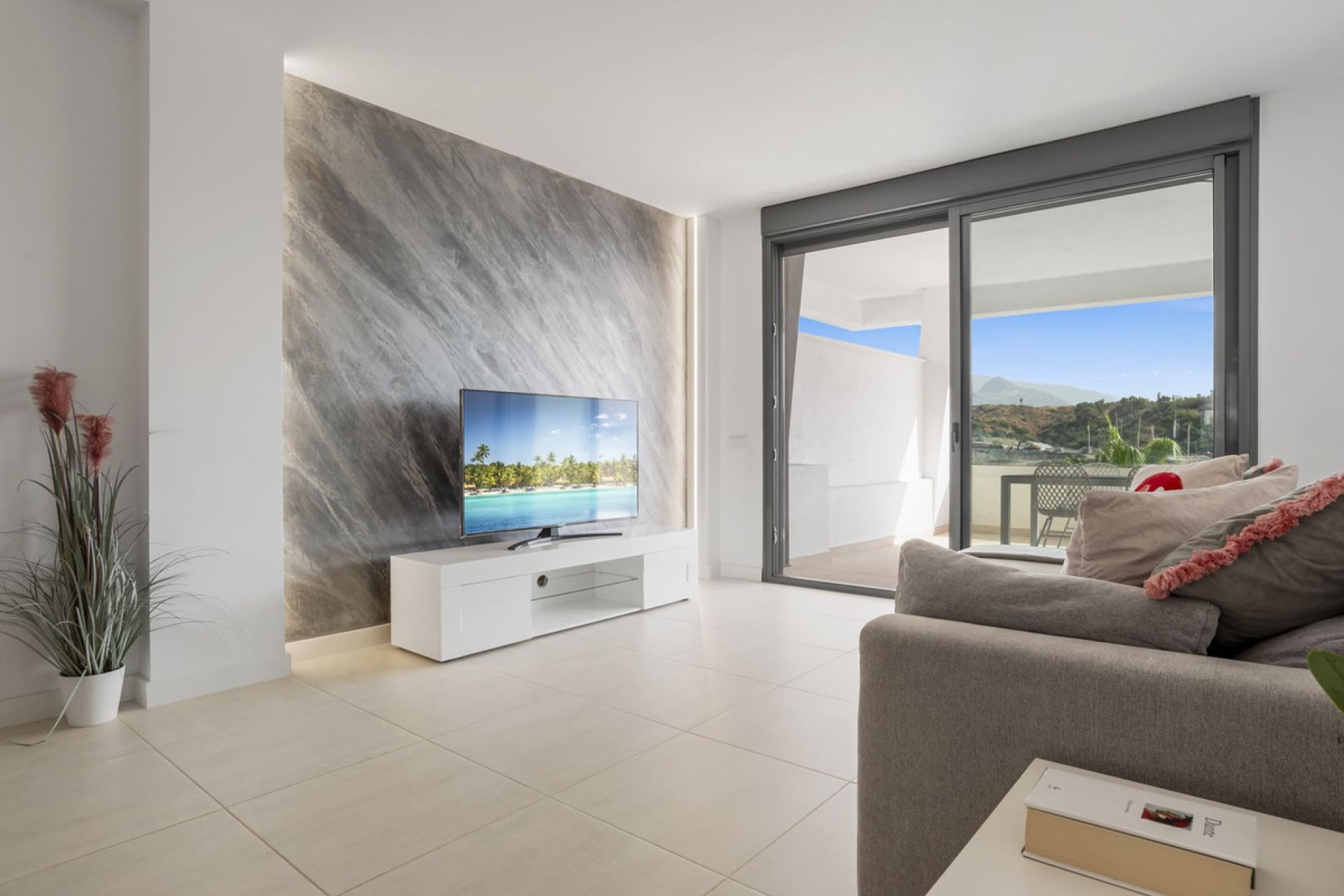 Resale - Apartment - Penthouse - Estepona - Selwo