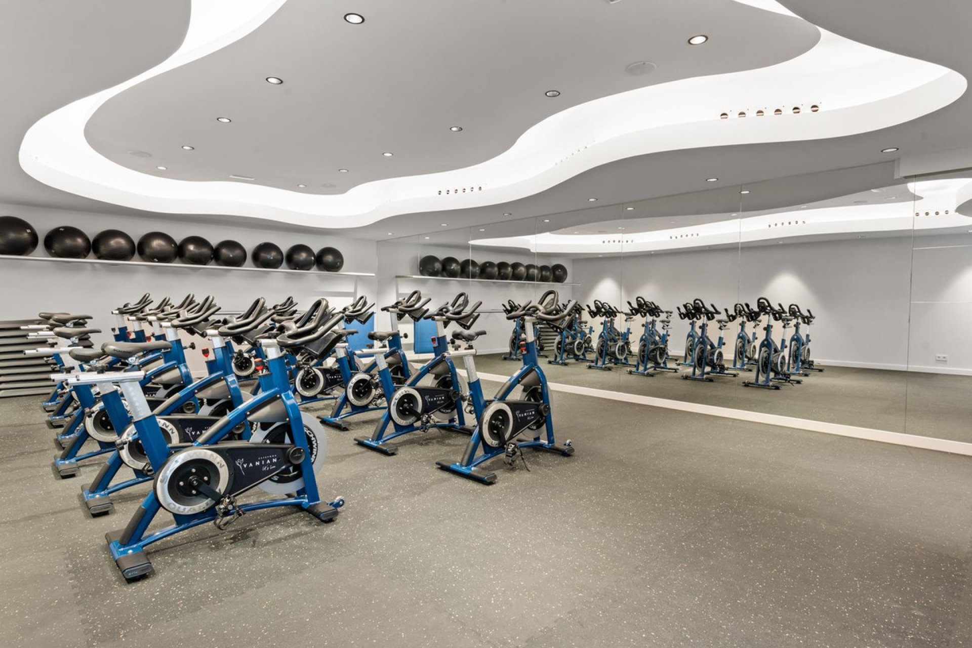 Resale - Apartment - Penthouse - Estepona - Selwo