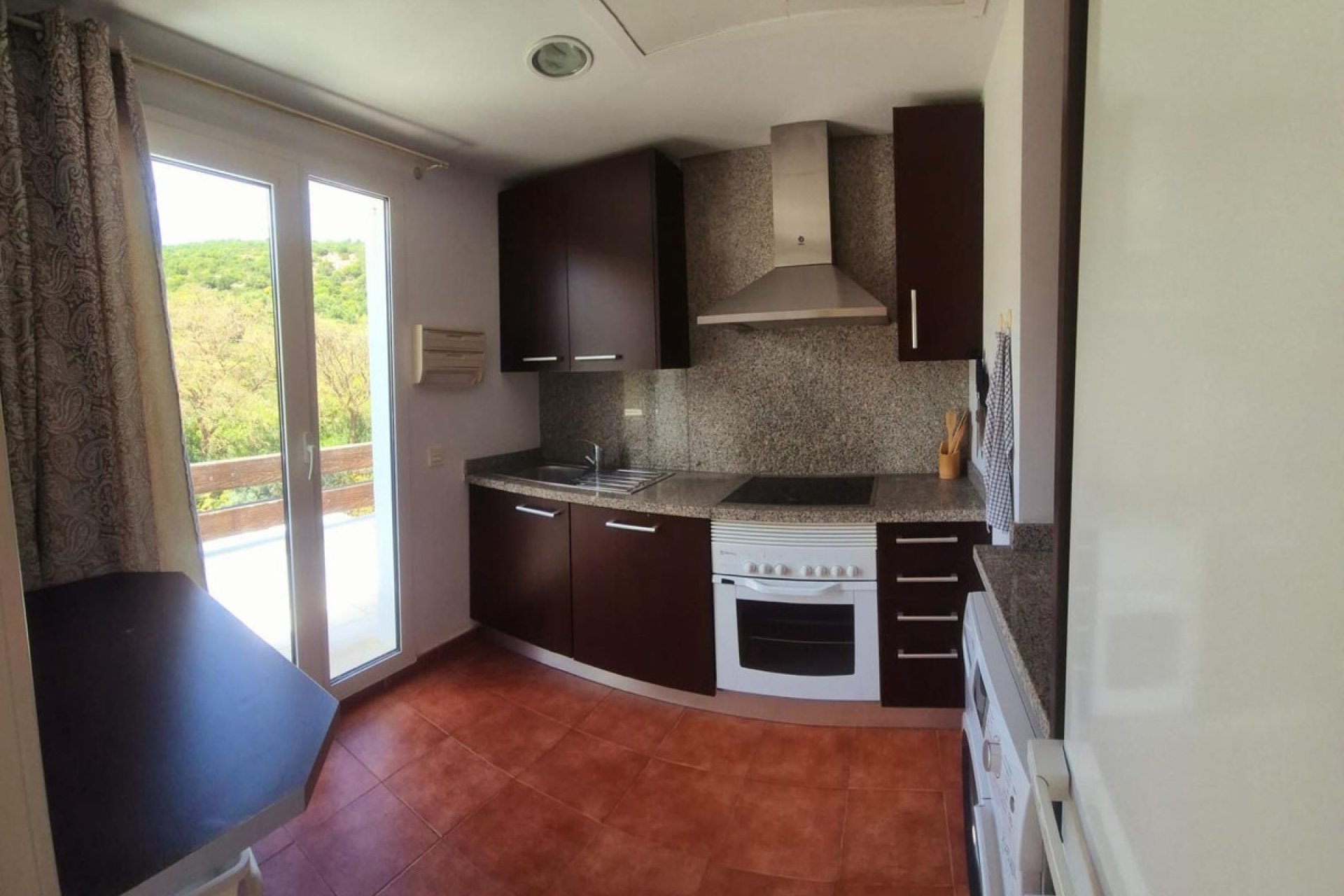 Resale - Apartment - Penthouse - Estepona - Valle Romano