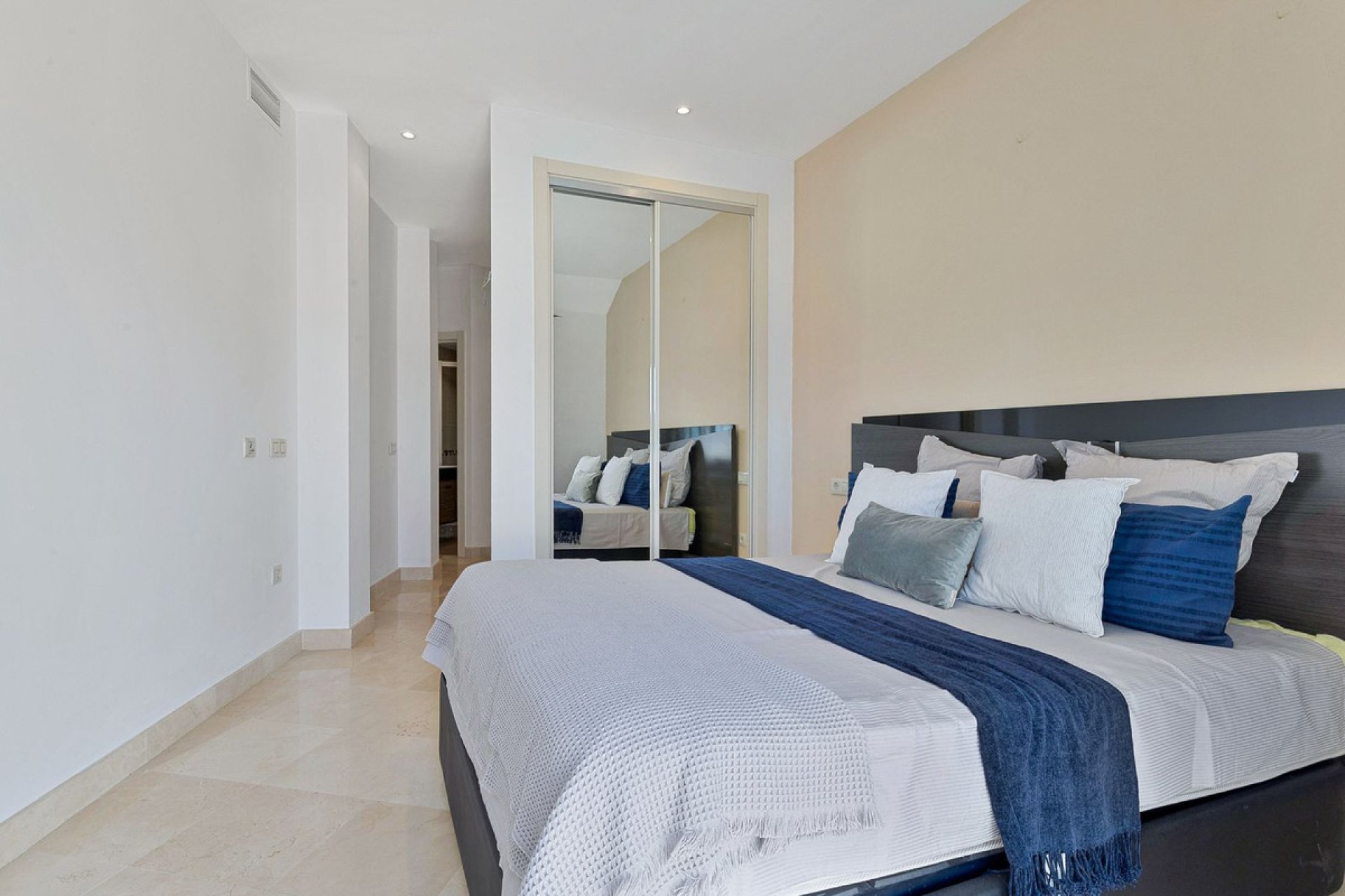 Resale - Apartment - Penthouse - Fuengirola - Fuengirola Centro