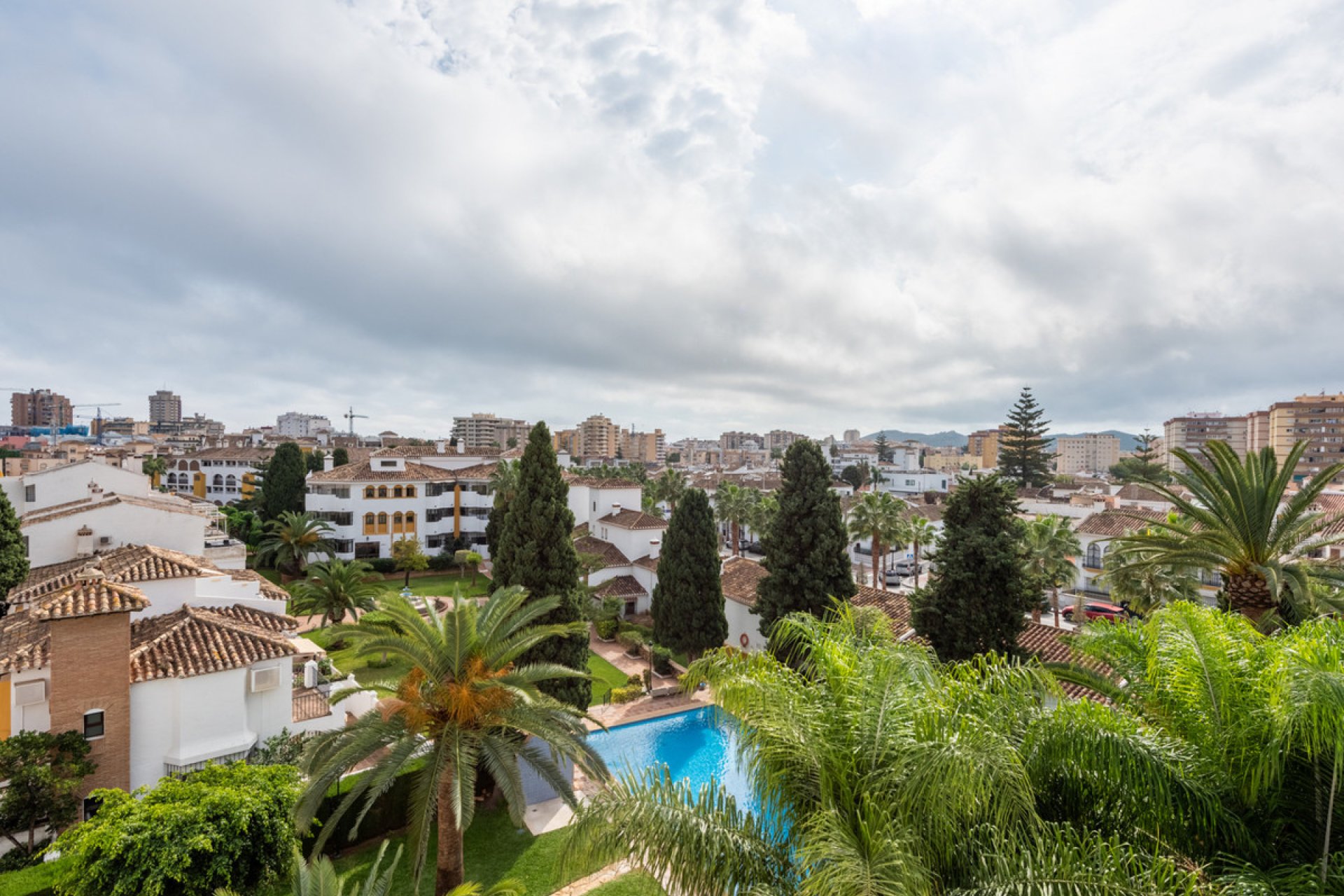 Resale - Apartment - Penthouse - Fuengirola - Fuengirola Centro