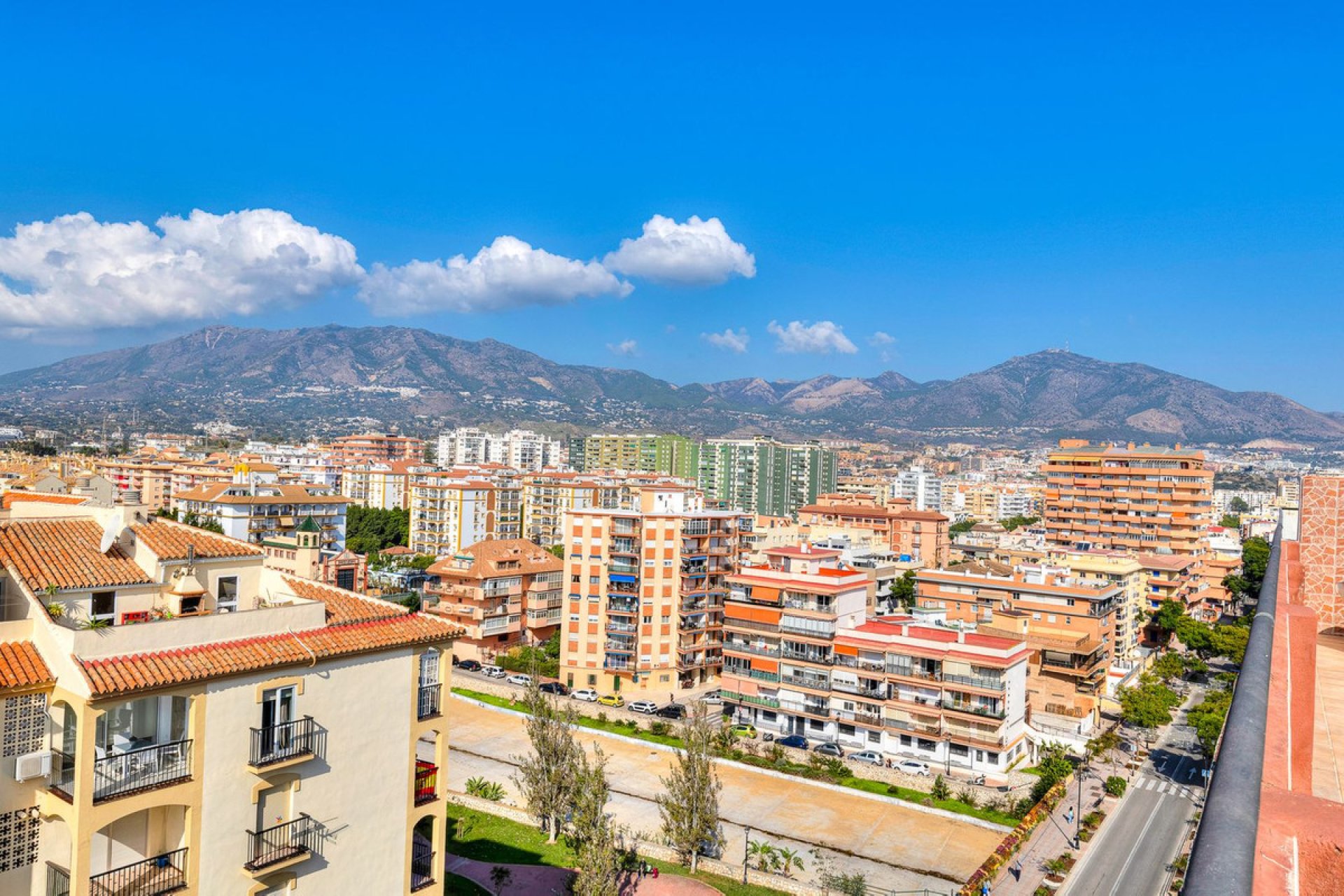 Resale - Apartment - Penthouse - Fuengirola - Fuengirola Centro