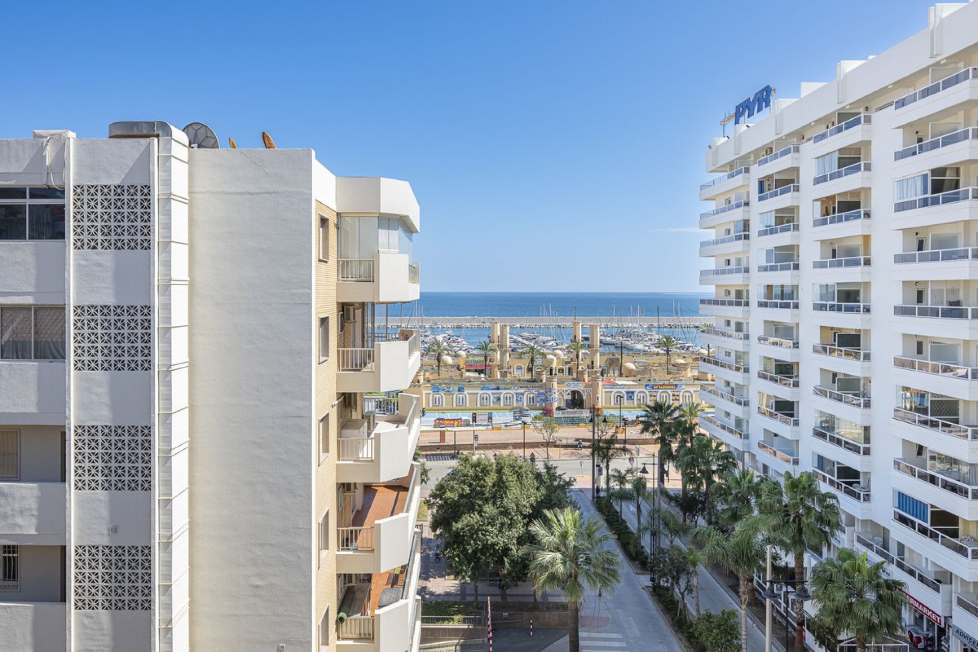 Resale - Apartment - Penthouse - Fuengirola - Fuengirola Centro