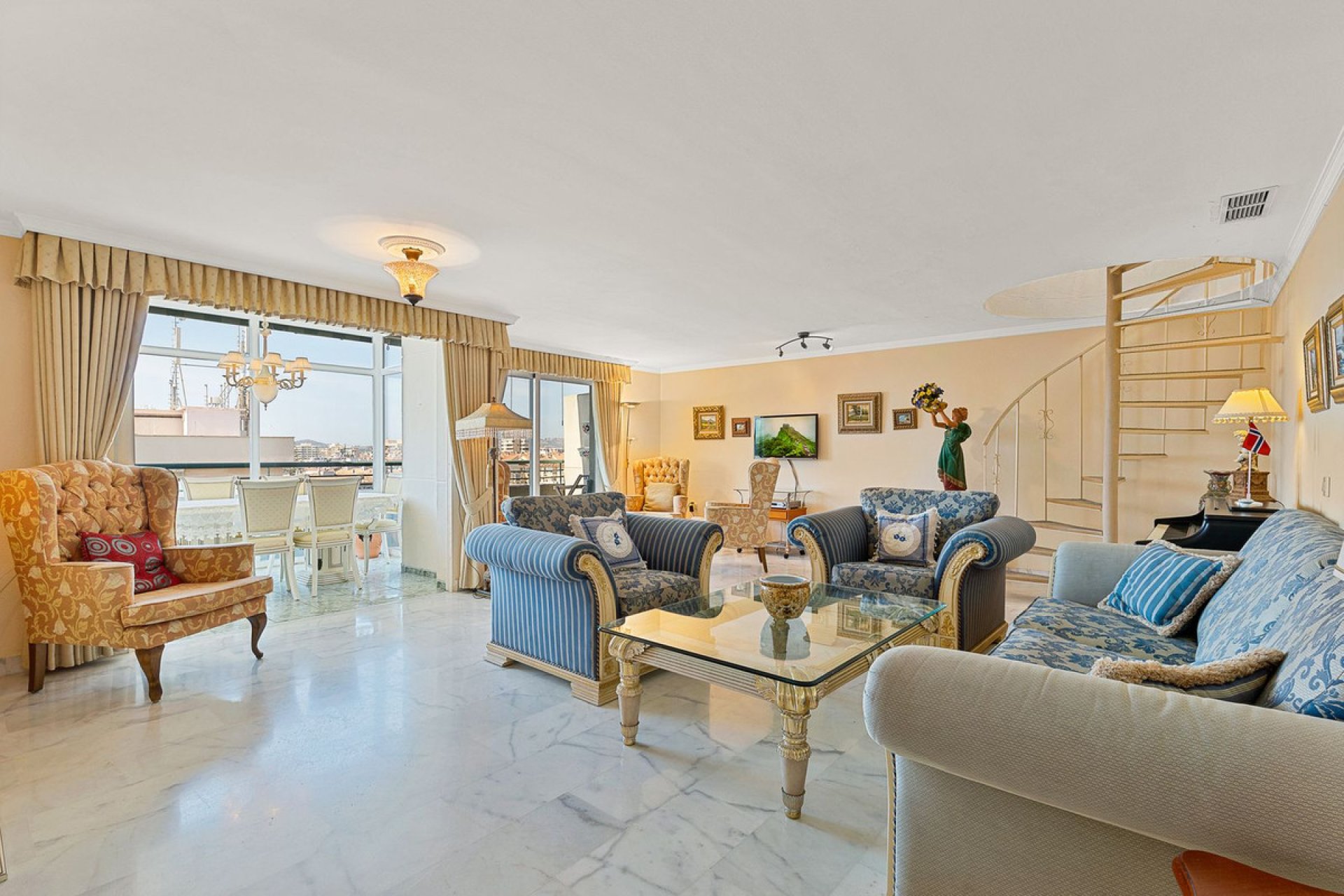 Resale - Apartment - Penthouse - Fuengirola - Fuengirola Centro