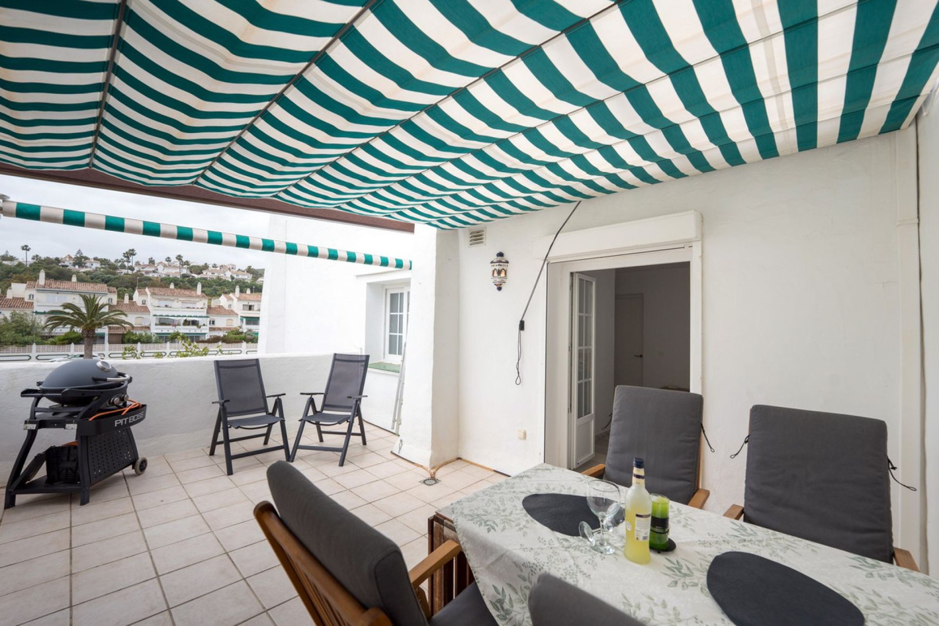 Resale - Apartment - Penthouse - Manilva - La Duquesa