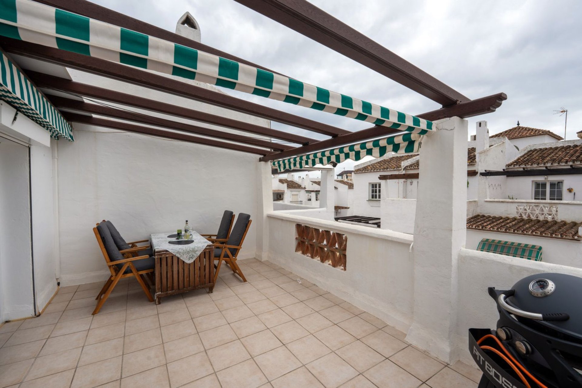 Resale - Apartment - Penthouse - Manilva - La Duquesa