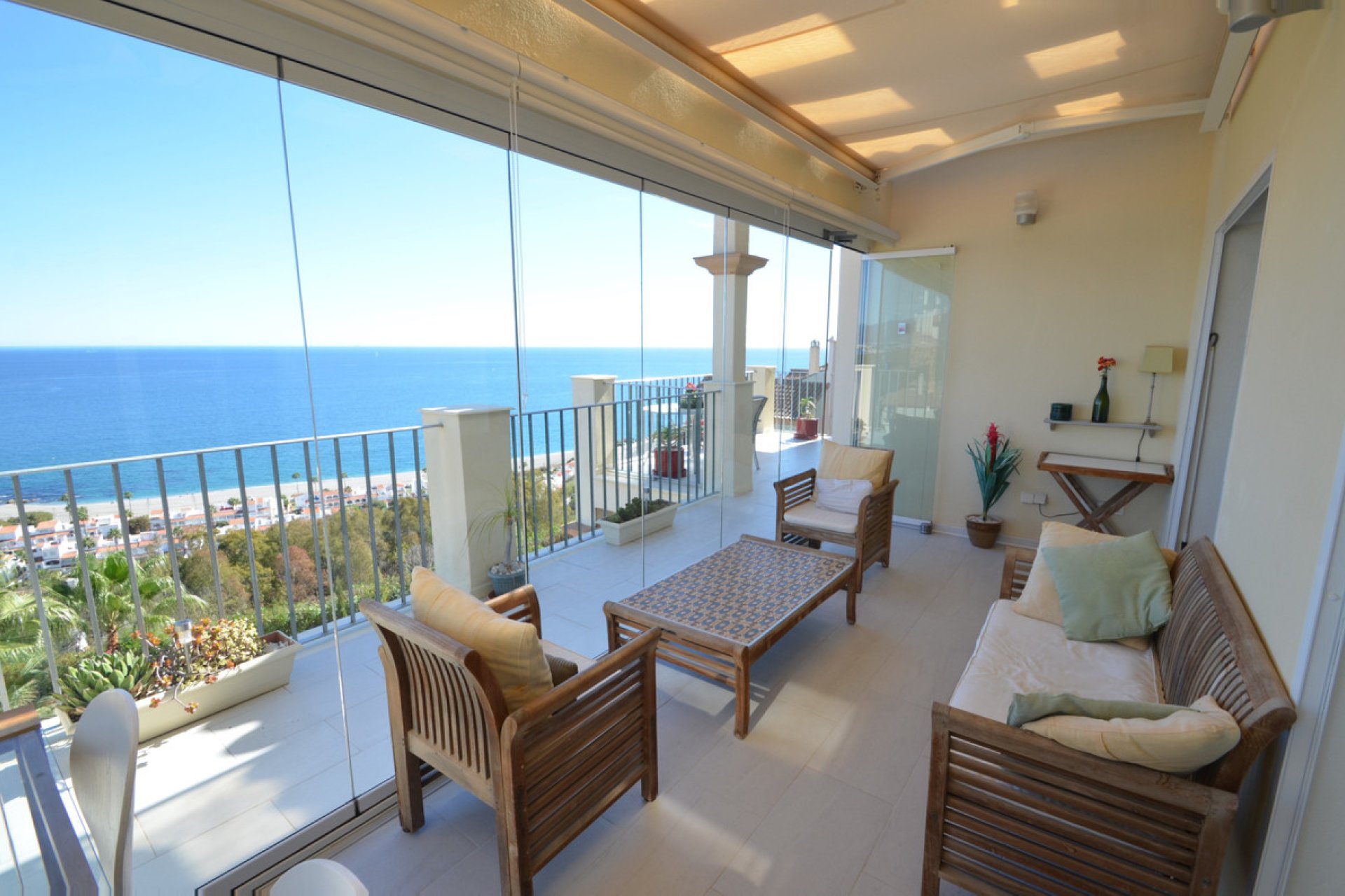 Resale - Apartment - Penthouse - Manilva - La Duquesa