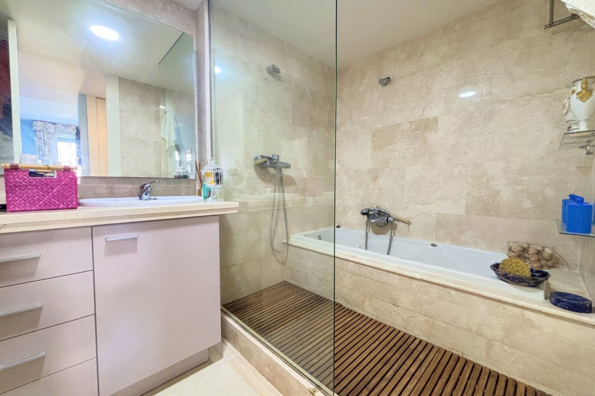 Resale - Apartment - Penthouse - Manilva - La Duquesa