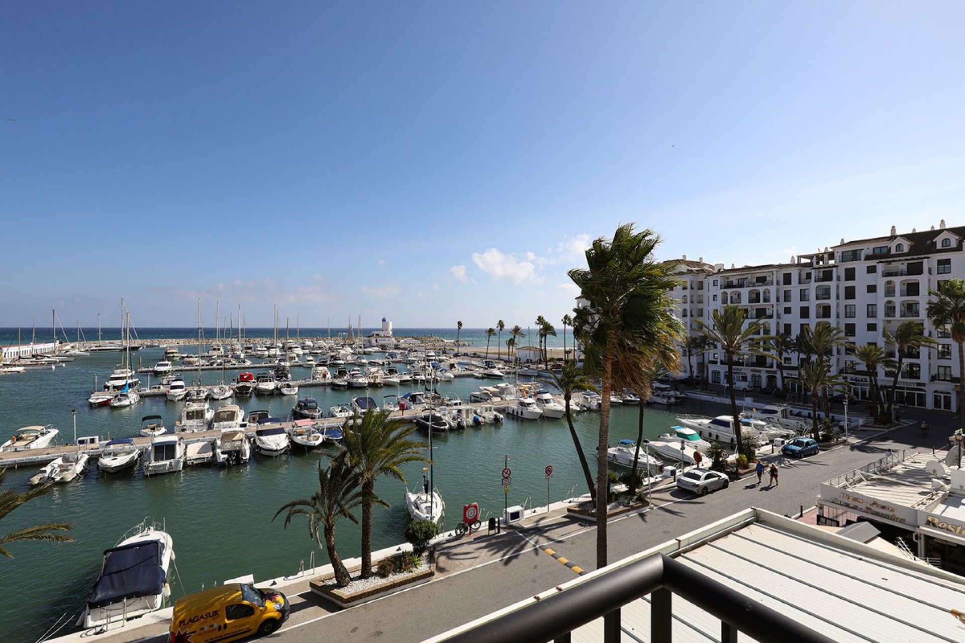 Resale - Apartment - Penthouse - Manilva - La Duquesa