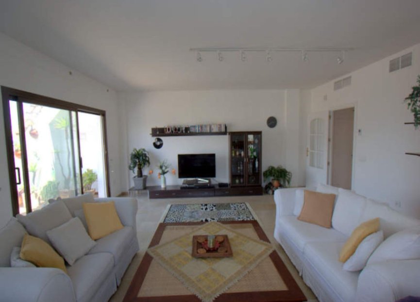 Resale - Apartment - Penthouse - Manilva - La Duquesa