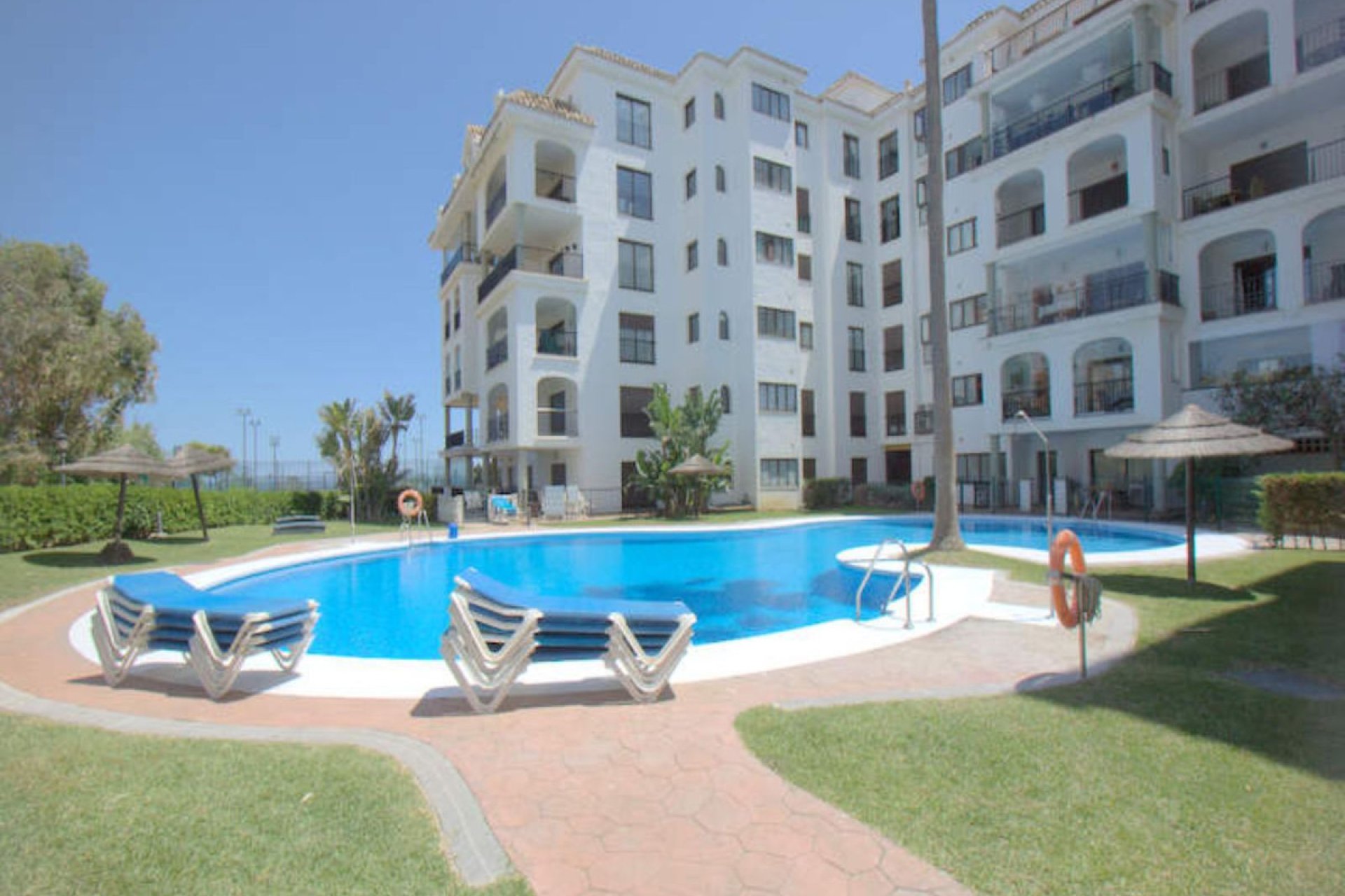 Resale - Apartment - Penthouse - Manilva - La Duquesa