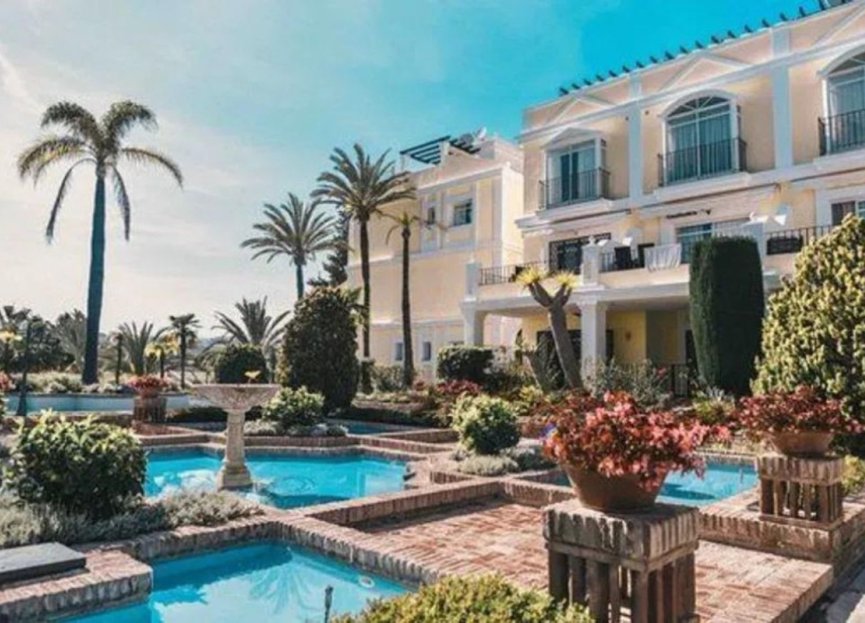 Resale - Apartment - Penthouse - Marbella - Aloha