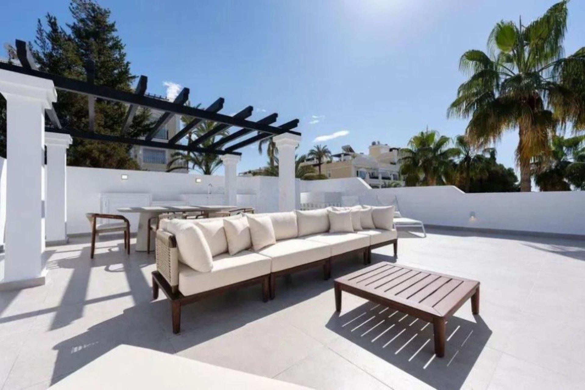 Resale - Apartment - Penthouse - Marbella - Aloha