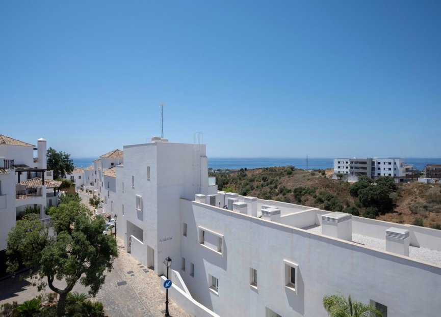 Resale - Apartment - Penthouse - Marbella - Altos de los Monteros