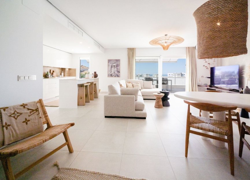 Resale - Apartment - Penthouse - Marbella - Altos de los Monteros