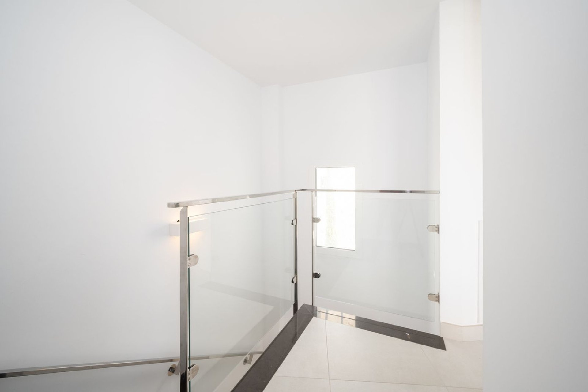 Resale - Apartment - Penthouse - Marbella - Altos de los Monteros