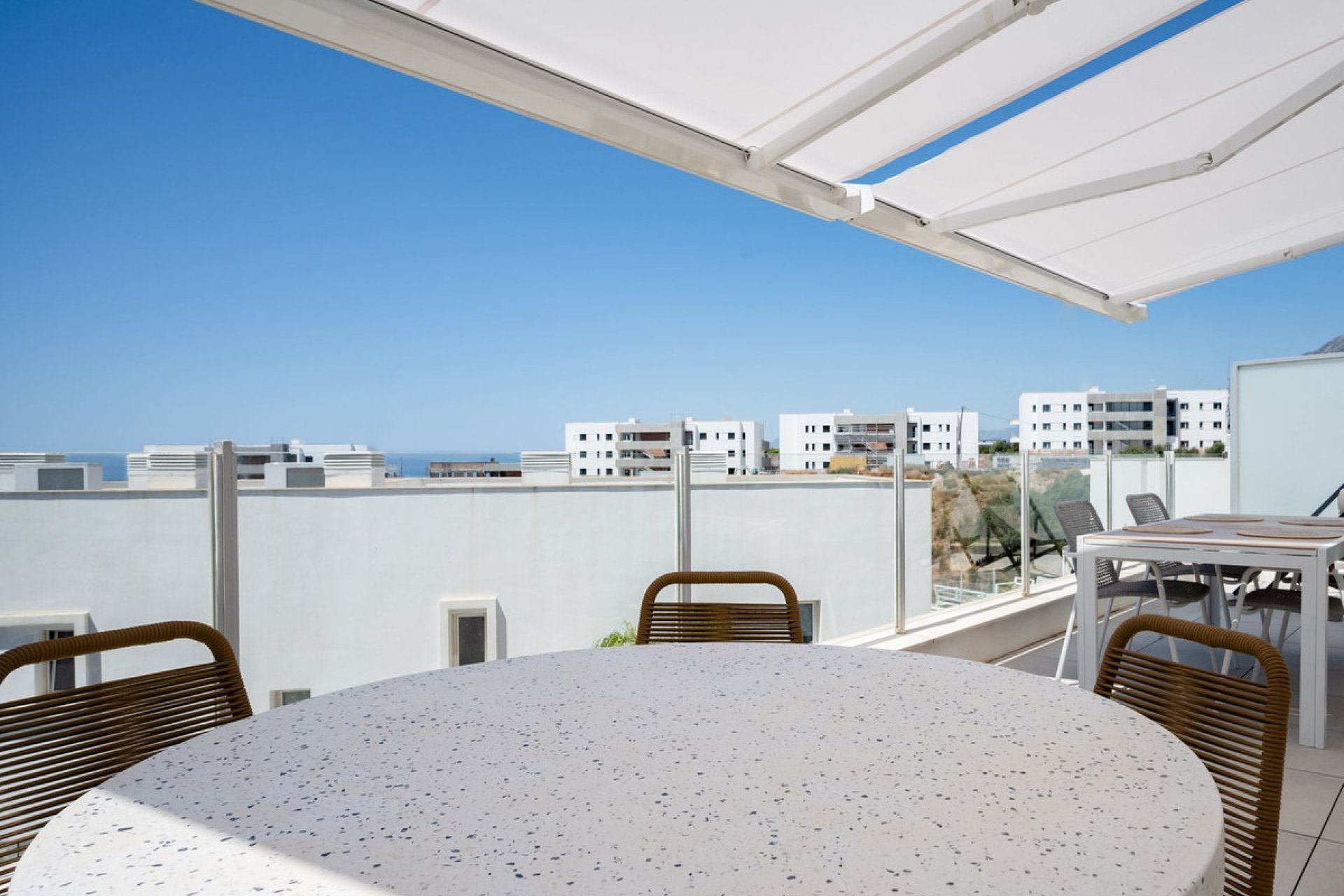 Resale - Apartment - Penthouse - Marbella - Altos de los Monteros