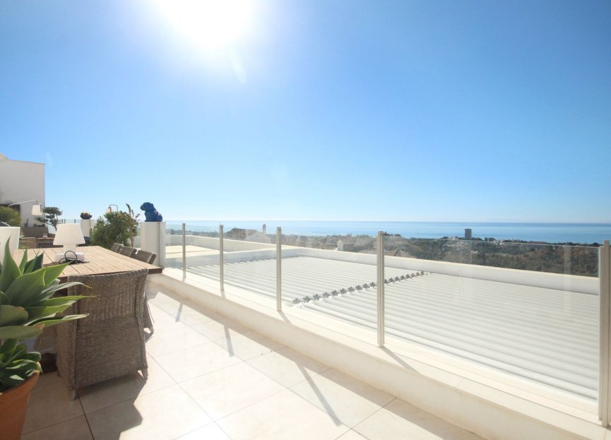 Resale - Apartment - Penthouse - Marbella - Altos de los Monteros