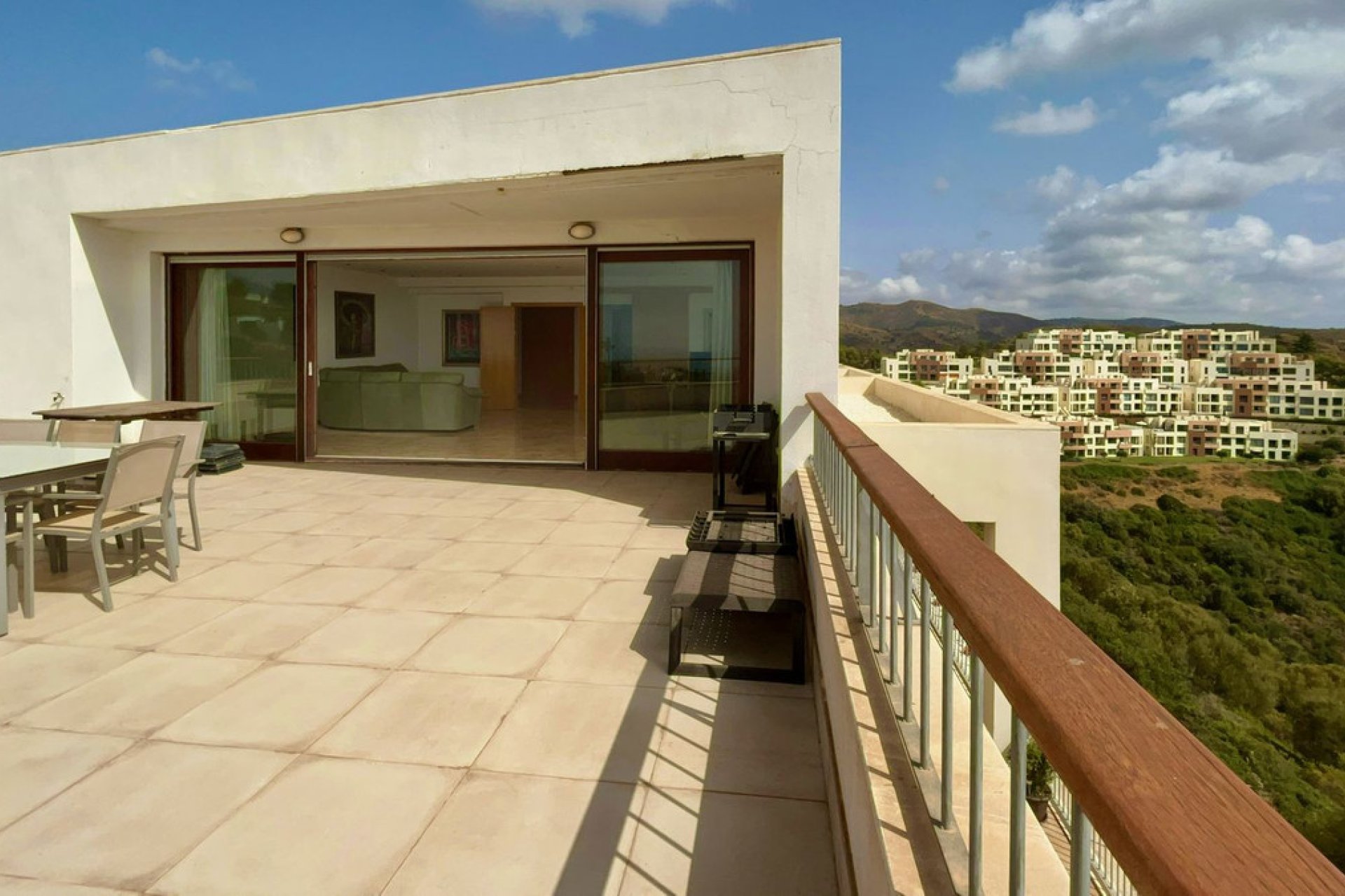 Resale - Apartment - Penthouse - Marbella - Altos de los Monteros