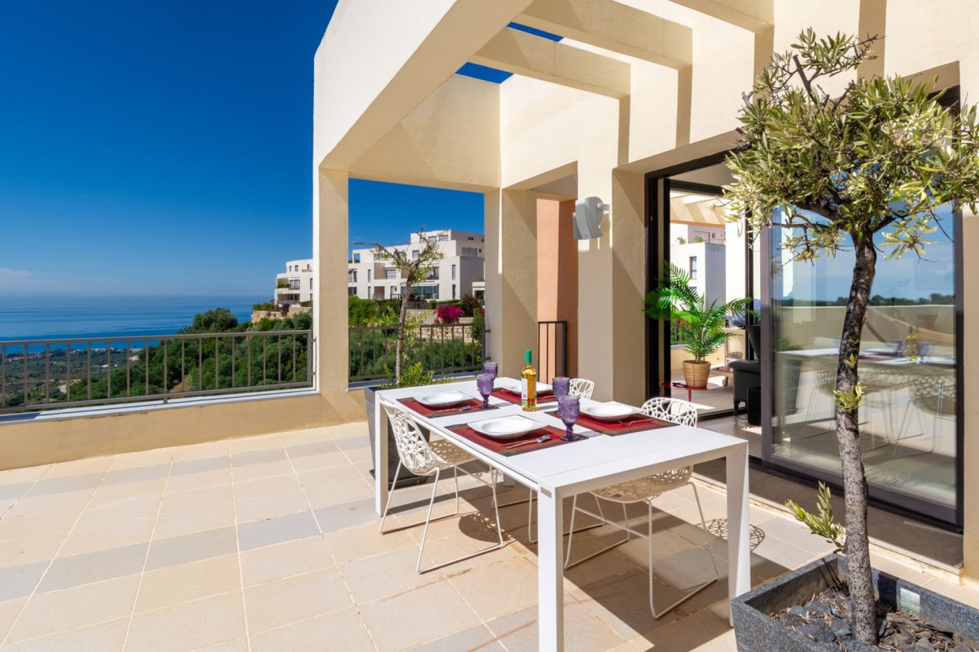 Resale - Apartment - Penthouse - Marbella - Altos de los Monteros