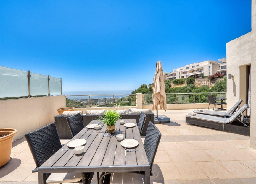 Resale - Apartment - Penthouse - Marbella - Altos de los Monteros