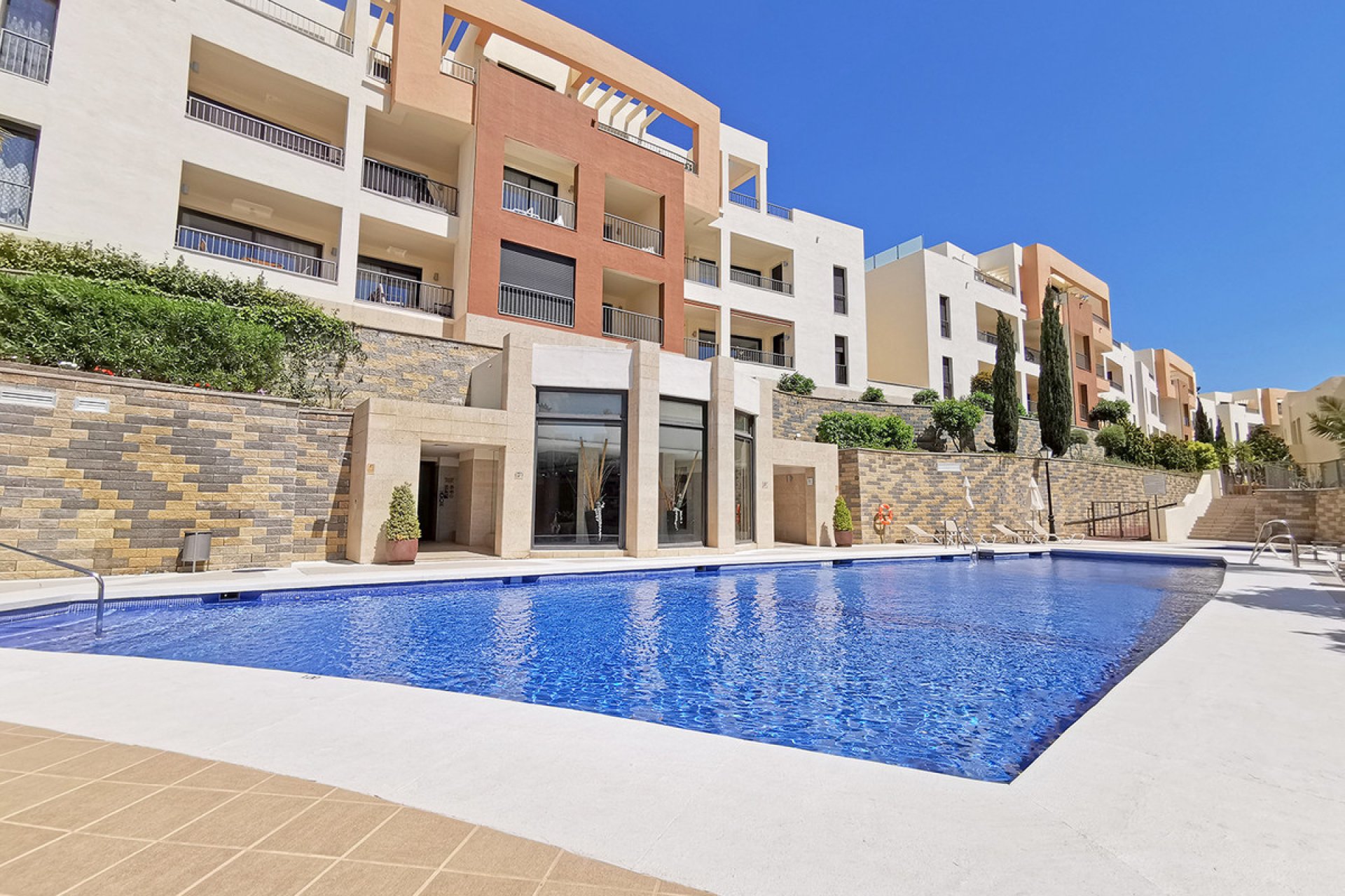 Resale - Apartment - Penthouse - Marbella - Altos de los Monteros