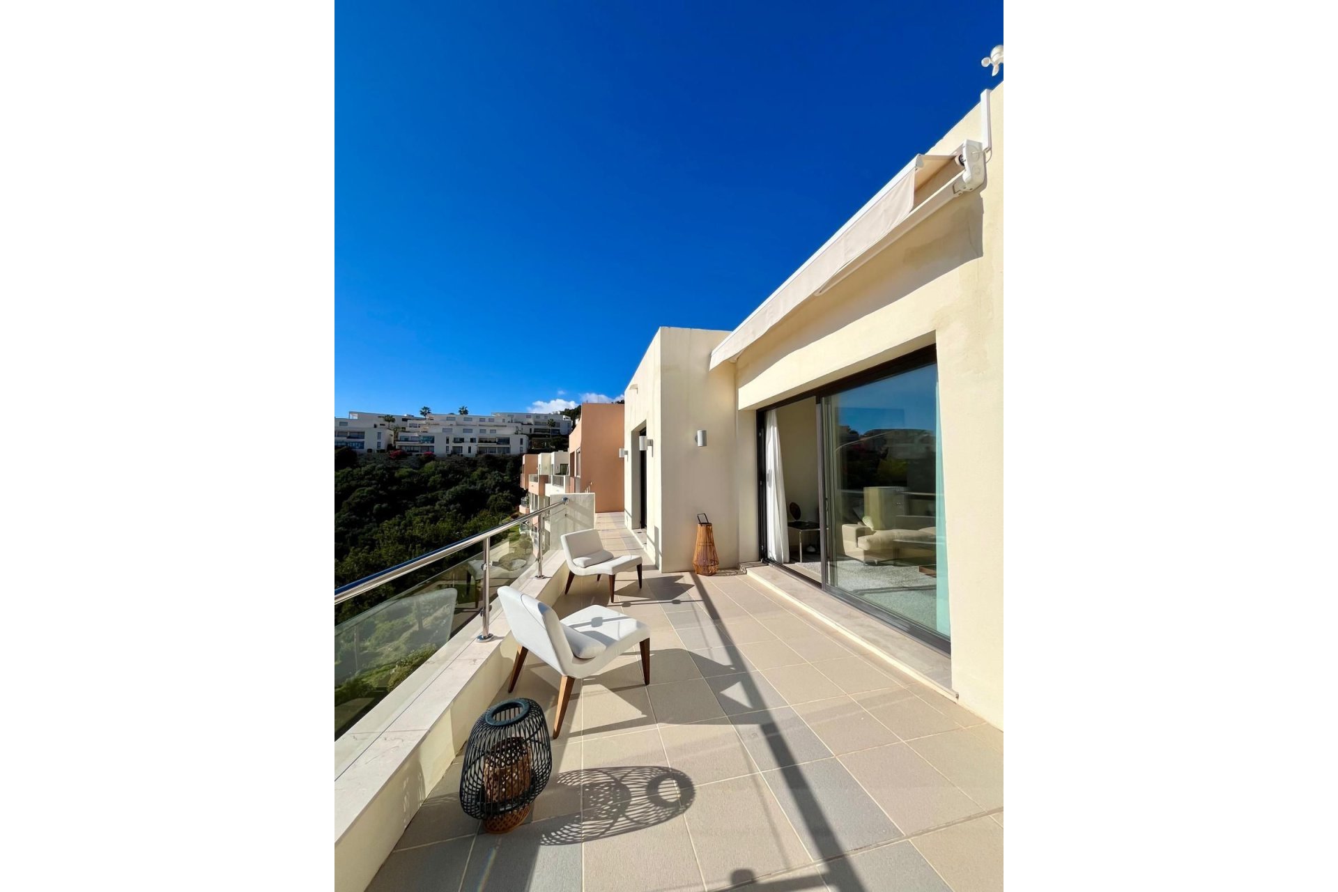 Resale - Apartment - Penthouse - Marbella - Altos de los Monteros