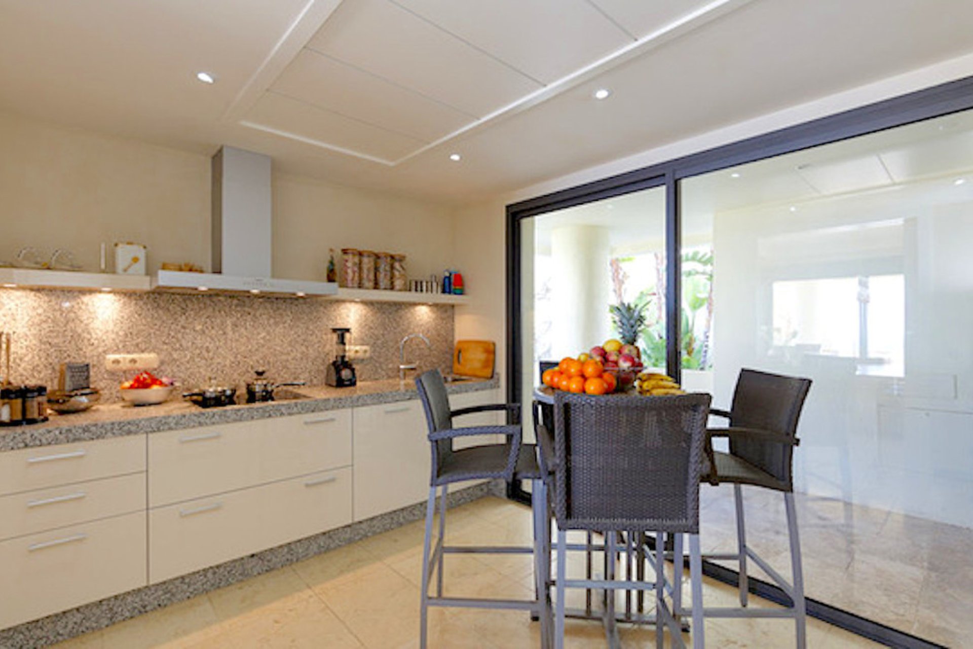 Resale - Apartment - Penthouse - Marbella - Altos de los Monteros