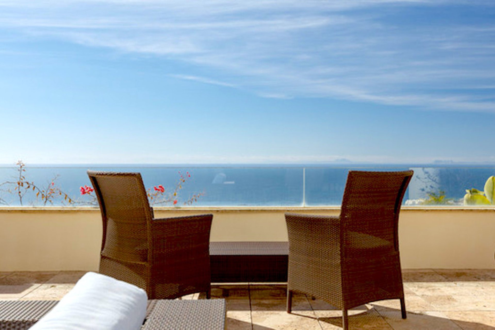 Resale - Apartment - Penthouse - Marbella - Altos de los Monteros