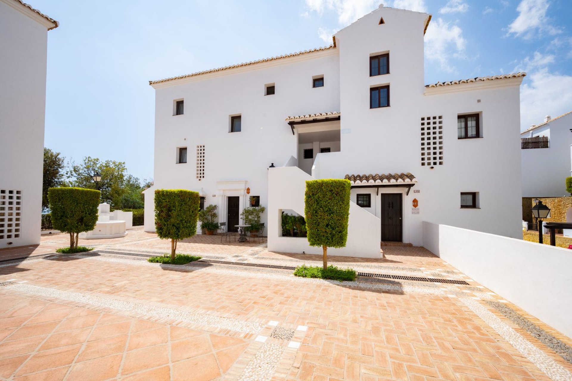 Resale - Apartment - Penthouse - Marbella - Altos de los Monteros
