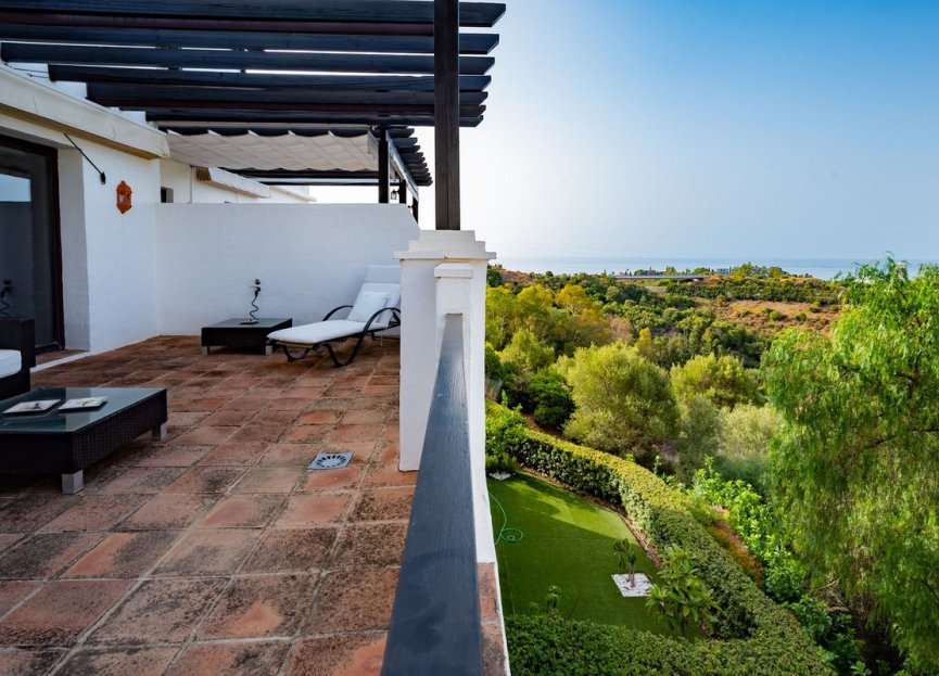 Resale - Apartment - Penthouse - Marbella - Altos de los Monteros